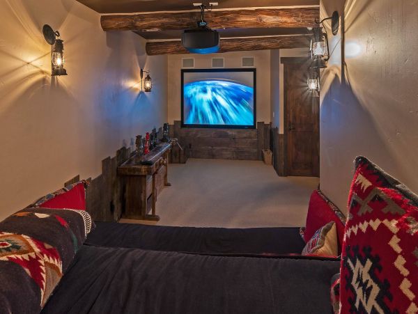 Luxury Villa One Mile to Resort on Shuttle Route