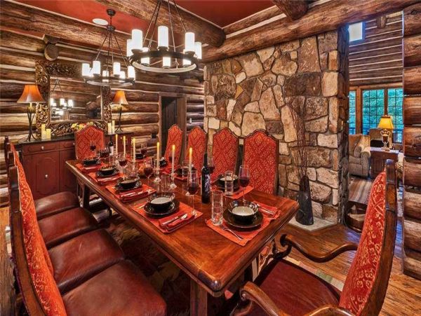Luxury Villa One Mile to Resort on Shuttle Route
