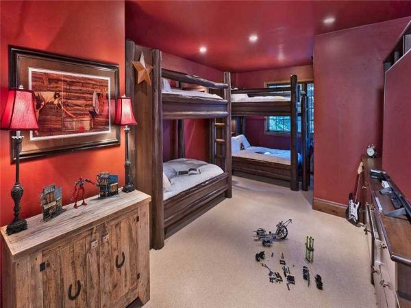 Luxury Villa One Mile to Resort on Shuttle Route