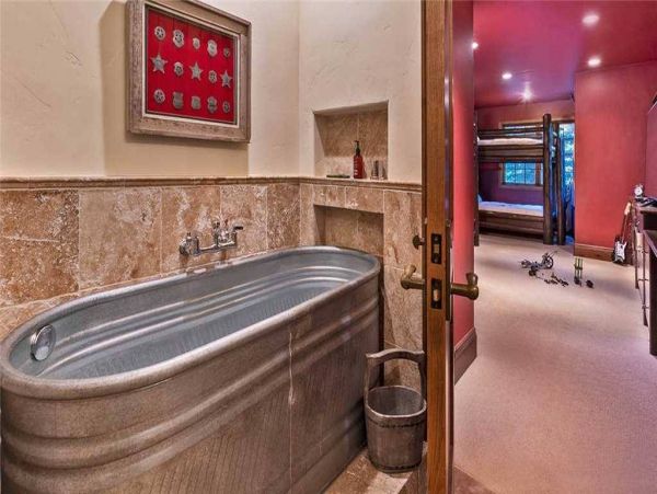 Luxury Villa One Mile to Resort on Shuttle Route
