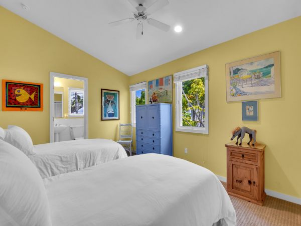 Short Walk to Beach Naples Vacation Home Four Bedroom