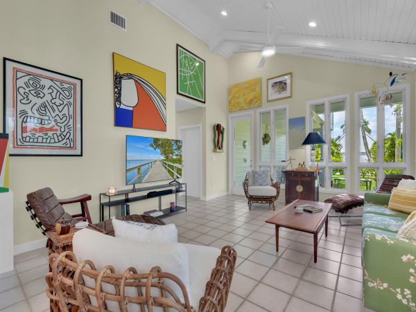 Short Walk to Beach Naples Vacation Home Four Bedroom