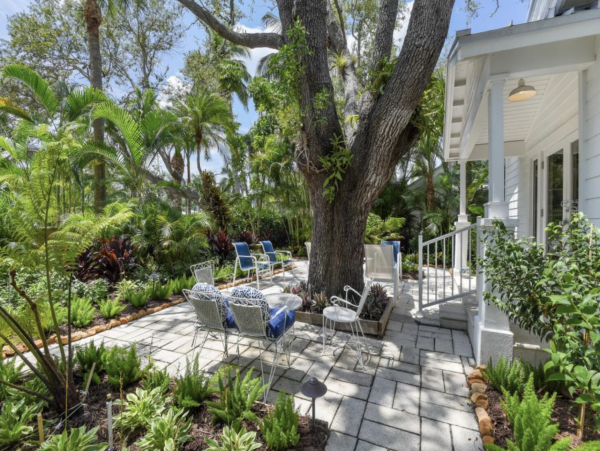 Short Walk to Beach Naples Vacation Home Four Bedroom Stroll To beach - additional view, photo 4