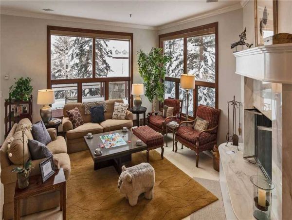 Ski in Ski Out Four Bedroom Vacation Home in Beaver Creek
