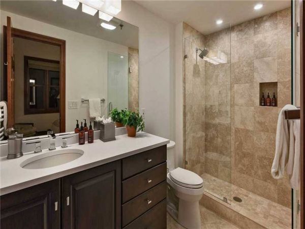 Ski in Ski Out Four Bedroom Vacation Home in Beaver Creek