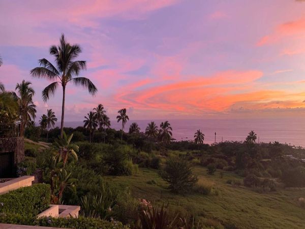 Luxury Kona Vacation Rental  Four Bedroom Vacation Home with Pool & Bay Views