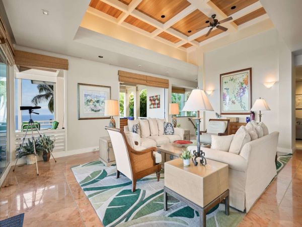 Luxury Kona Vacation Rental  Four Bedroom Vacation Home with Pool & Bay Views