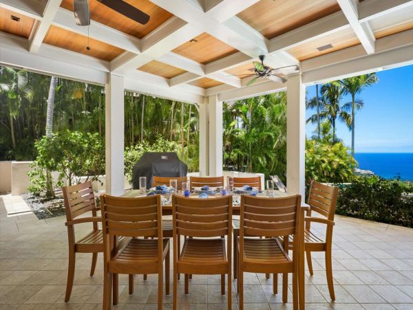 Luxury Kona Vacation Rental  Four Bedroom Vacation Home with Pool & Bay Views