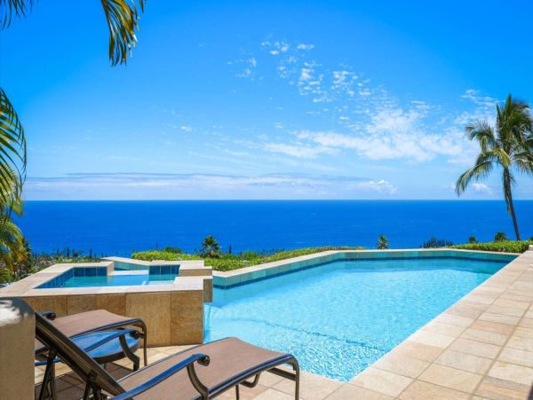 Luxury Kona Vacation Rental  Four Bedroom Vacation Home with Pool & Bay Views