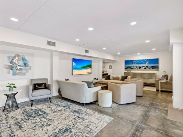 Magical Beachfront 6 Bedroom Mansion