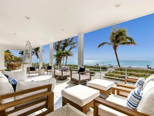 Magical Beachfront 6 Bedroom Mansion
