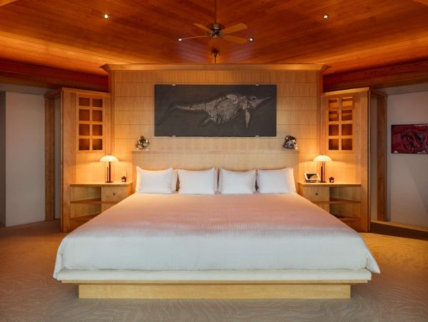 Private Oceanfront Compound 16,000 Square Feet  Sleeps 30 VIP Guests Staff Included