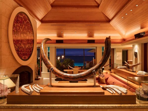 Private Oceanfront Compound 16,000 Square Feet  Sleeps 30 VIP Guests Staff Included