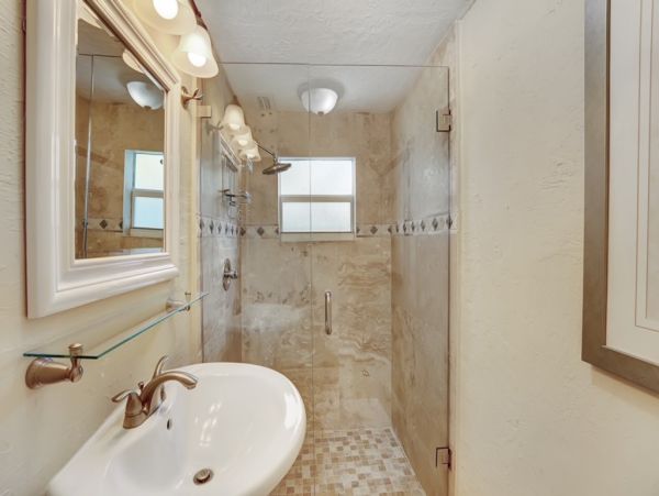 Stunning Two Bedroom Vacation Rental in West Palm Beach