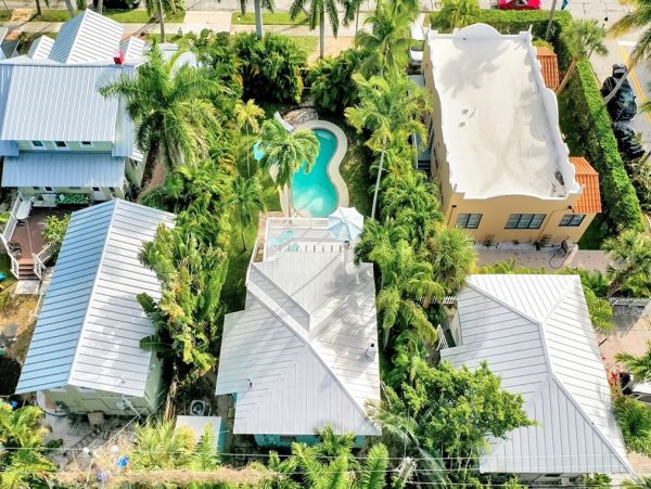 Stunning Two Bedroom Vacation Rental in West Palm Beach