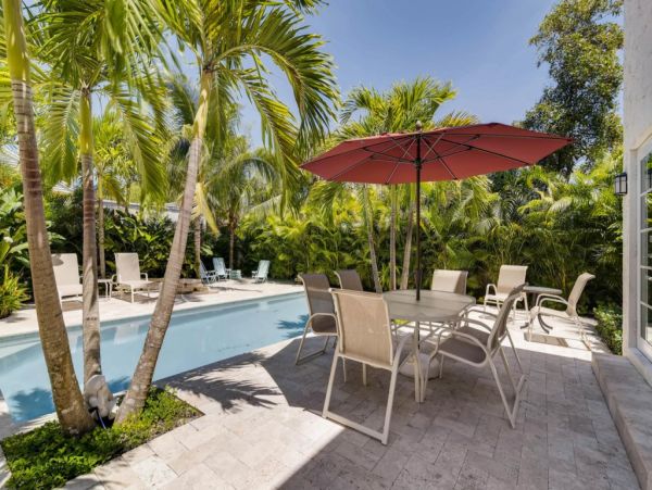 Palm Beach Home 961012