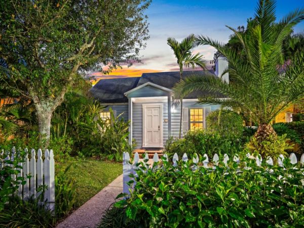 Palm Beach Home 961013