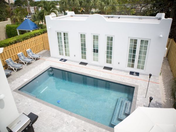 Luxury Vacation Home Close To Beach In West Palm Beach