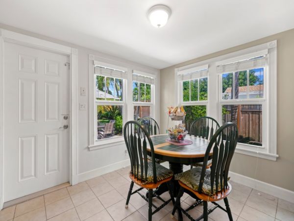 Palm Beach Home 961015