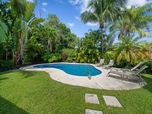 Palm Beach Home 961015