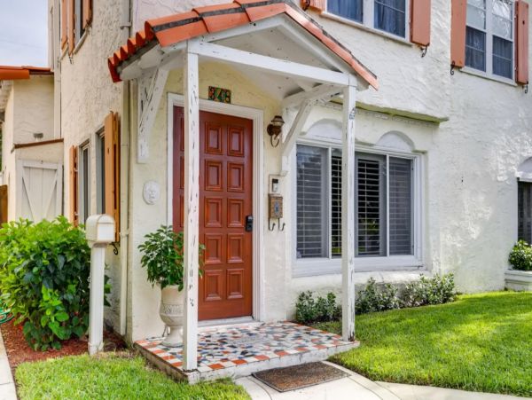 Palm Beach Home 961016