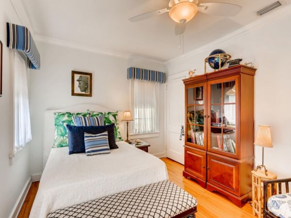 Palm Beach Home 961016