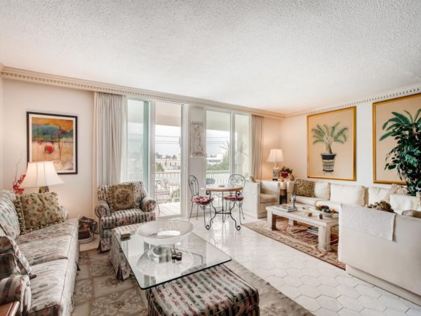 Palm Beach Condo 961019
