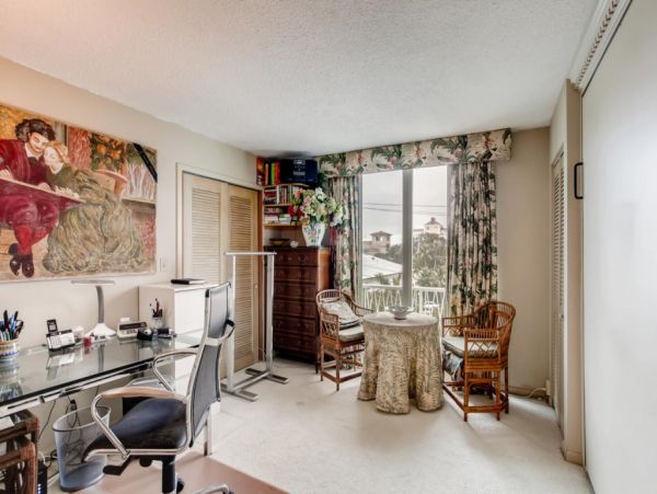 Palm Beach Condo 961019