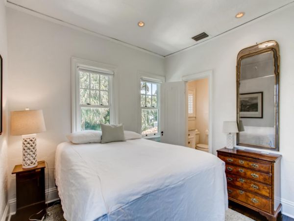 West Palm Beach Four Bedroom Vacation Home with Private Pool