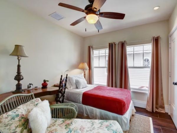 West Palm Beach Luxury Vacation Rental Home - Florida Historic District Vacation Rental