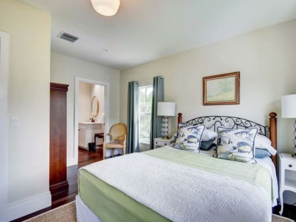 West Palm Beach Luxury Vacation Rental Home - Florida Historic District Vacation Rental