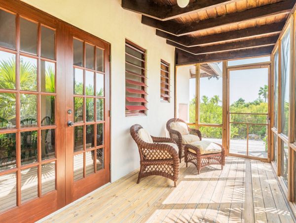 Turks and Caicos Oceanfront Villa With Private Pool