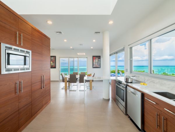 Amazing home with stunning Views