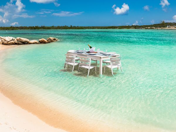 TURKS & CAICOS SLEEPS 12
