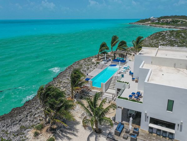 TURKS & CAICOS SLEEPS 12