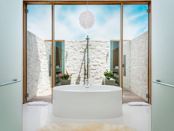 Turks And Caicos Home 961056