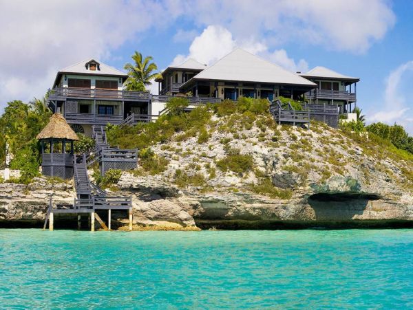 On Beach Turks and Caicos Vacation Luxury Home