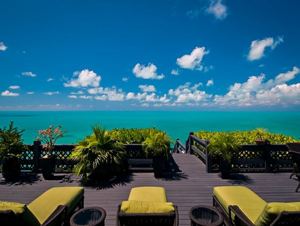On Beach Turks and Caicos Vacation Luxury Home