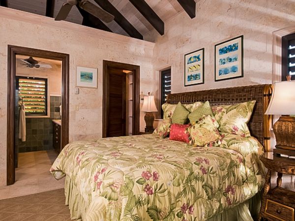 On Beach Turks and Caicos Vacation Luxury Home