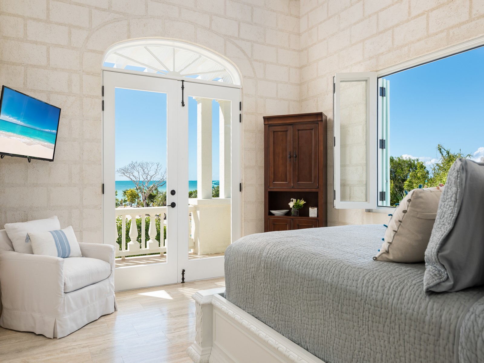 Turks And Caicos Home 961059