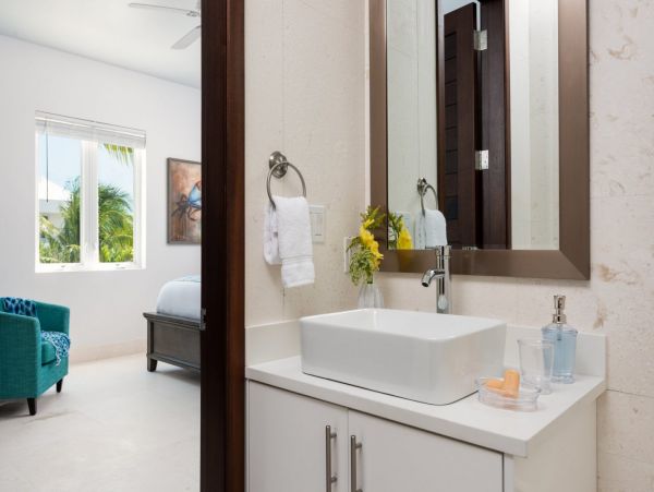 Turks And Caicos Home 961063