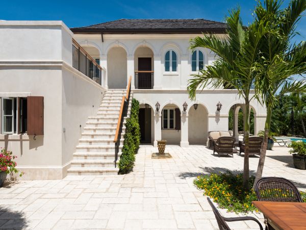 Beachfront Villa Splendid 6 Bedroom Ultra Luxury