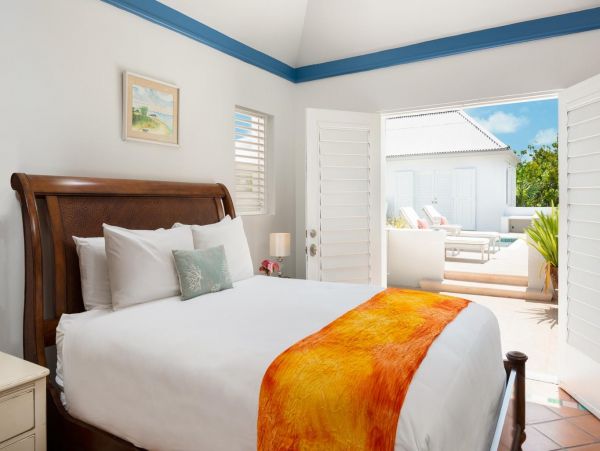 Taylor Bay Beach House with Private Pool