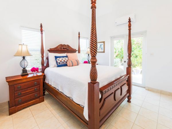 Turks And Caicos Home 961079