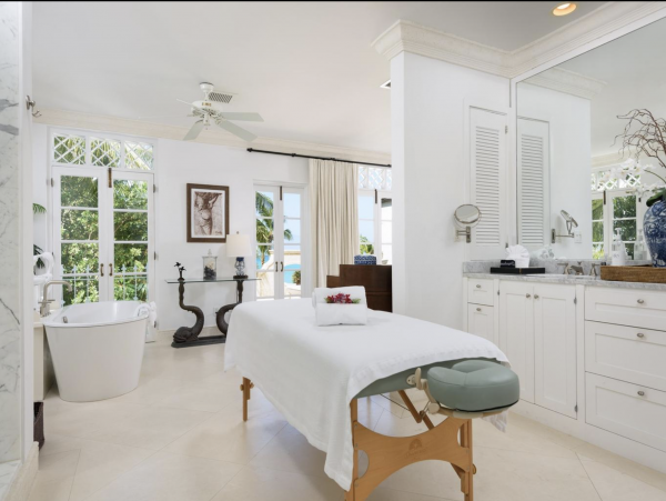 Grace Bay Luxury Vacation Villa Turks Delight