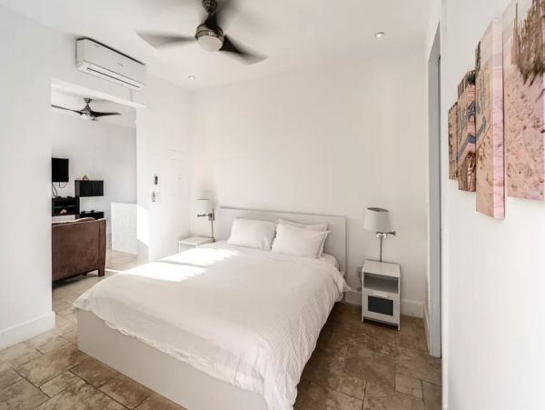 Long Bay Hills Vacation Home Two Bedroom with Pool.