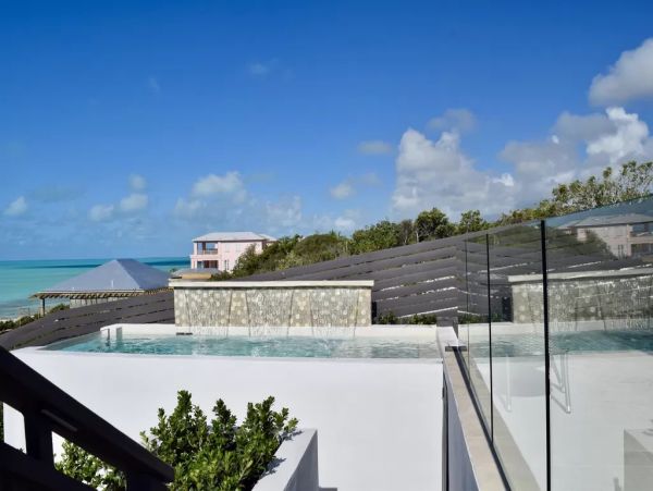 Long Bay Hills Vacation Home Two Bedroom with Pool.