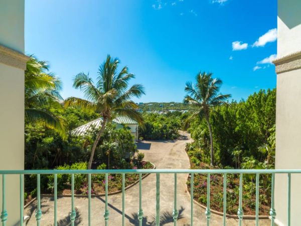 Turks And Caicos Home 961089