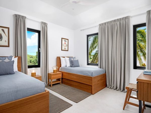 Luxury Taylor Bay Beach Villa Rental - Providenciales Vacation Home