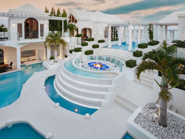 Turks And Caicos Home 961097
